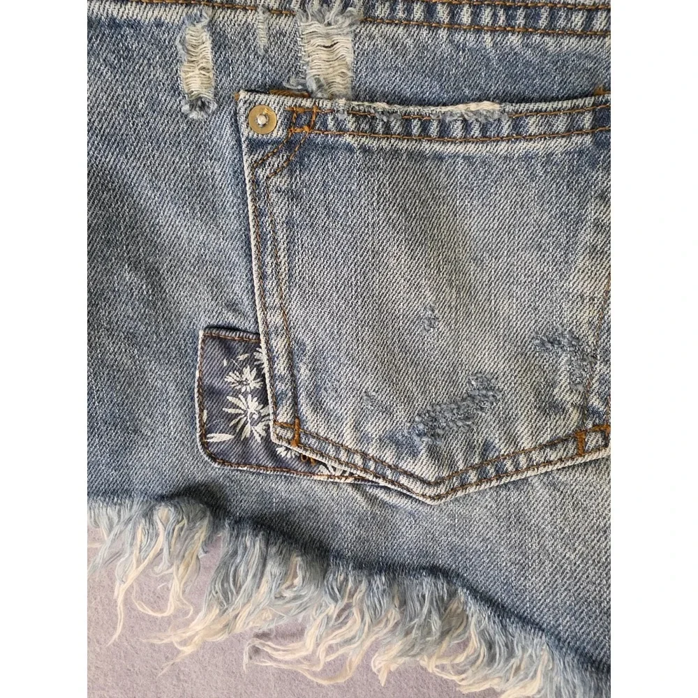 Pilcro Blue & Multi Floral Boho Accent Distressed Denim Cutoff Shorts Size 26